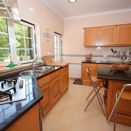 With 4 Bedrooms In With Private Pool Enclosed Garden And Wifi * A Dos Francos